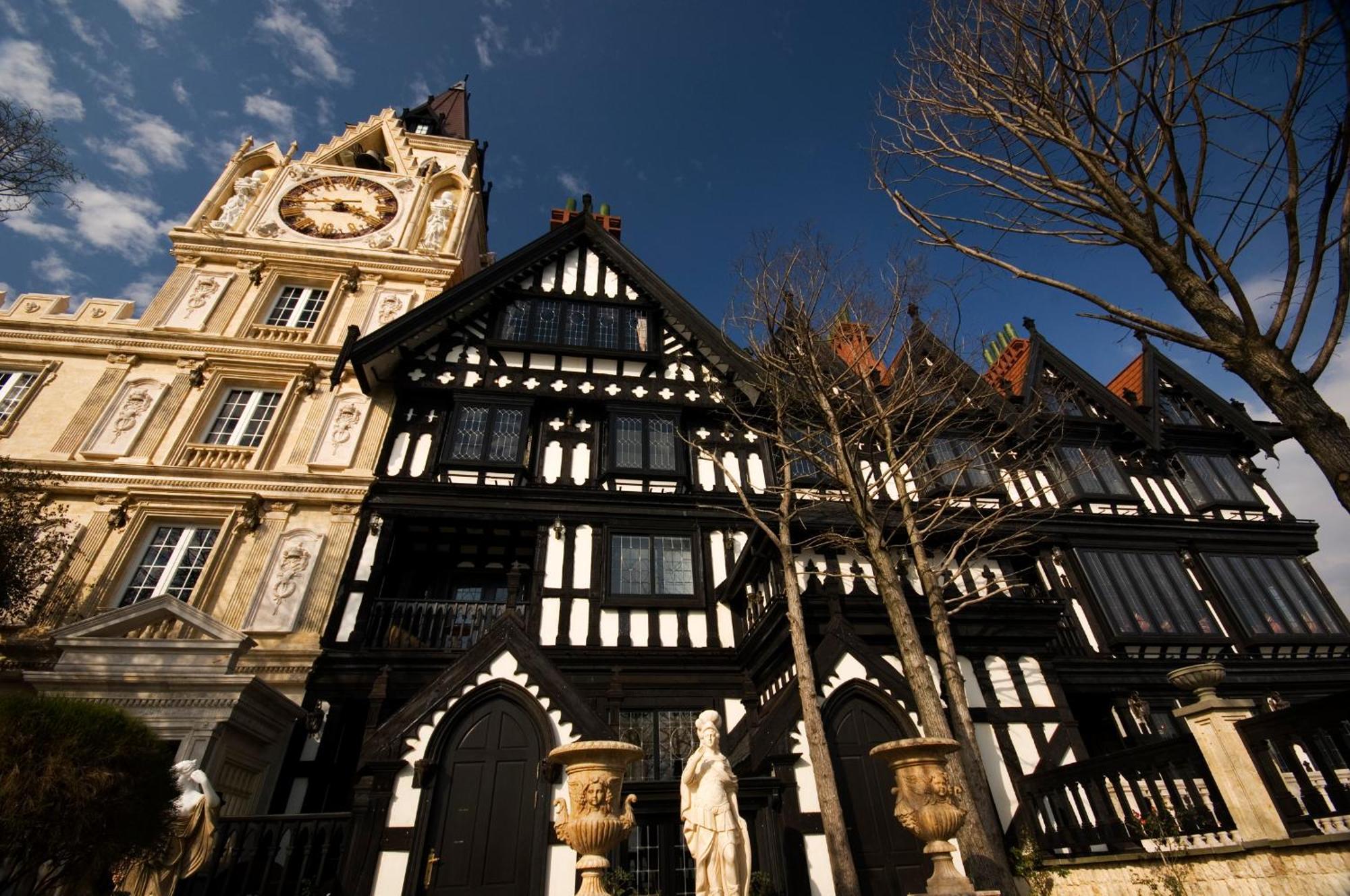 The Old England Manor Apartment Ренай Екстериор снимка