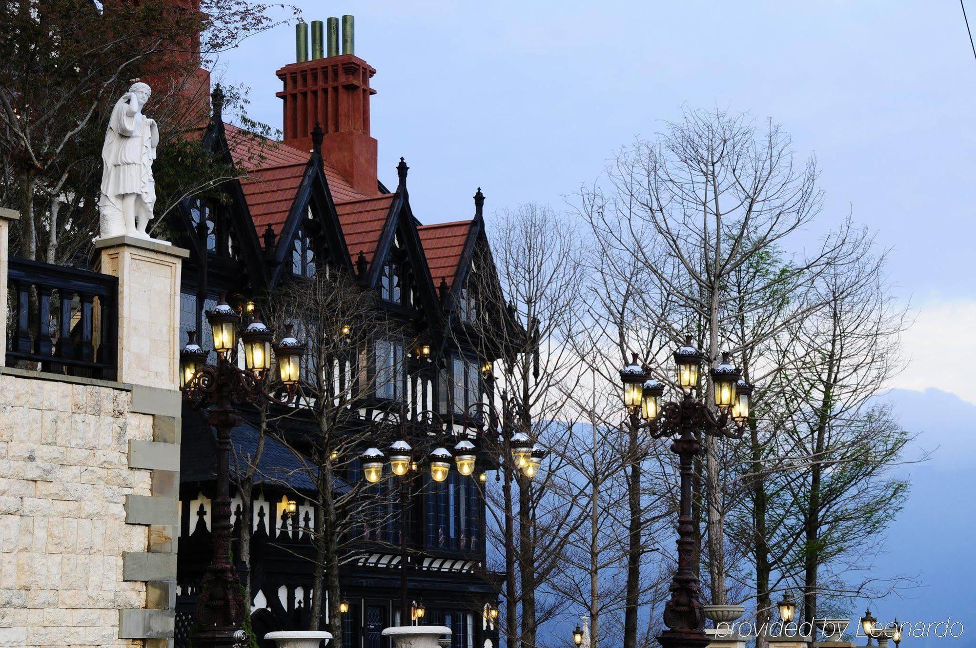 The Old England Manor Apartment Ренай Екстериор снимка