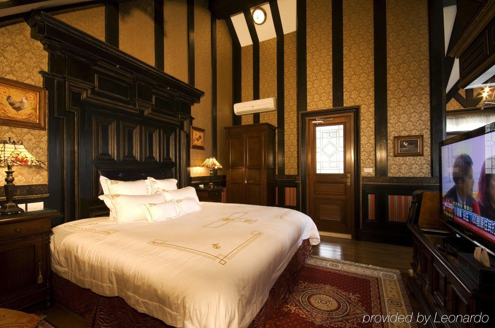 The Old England Manor Apartment Ренай Екстериор снимка
